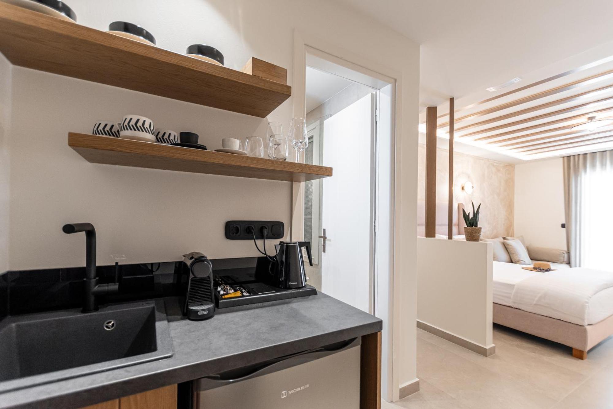 Perla Hotel อาโยส โพรโกปิออส ภายนอก รูปภาพ