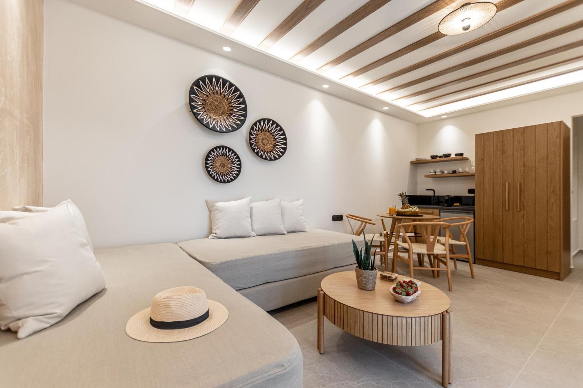 Perla Hotel อาโยส โพรโกปิออส ภายนอก รูปภาพ